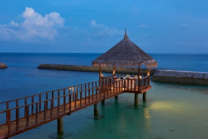 Imagen del bar/restaurante del Hotel Ellaidhoo Maldives By Cinnamon. Foto 1