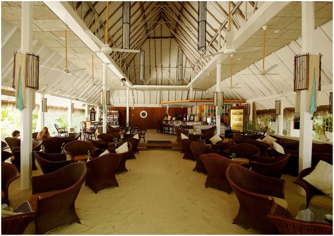 Imagen del bar/restaurante del Hotel Ellaidhoo Maldives By Cinnamon. Foto 2