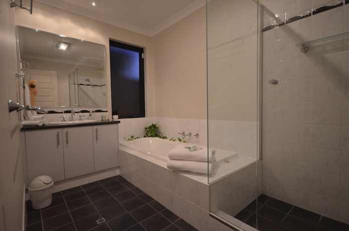 Imagen de la habitación del Hotel Ellard Bed and Breakfast. Foto 13