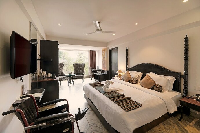 Imagen de la habitación del Hotel Ellbee Ganga View. Foto 15