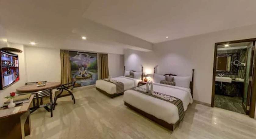 Imagen de la habitación del Hotel Ellbee Ganga View. Foto 18