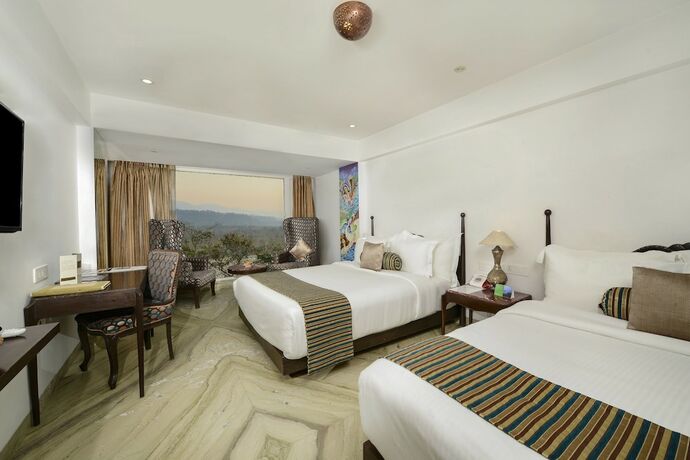 Imagen de la habitación del Hotel Ellbee Ganga View. Foto 31