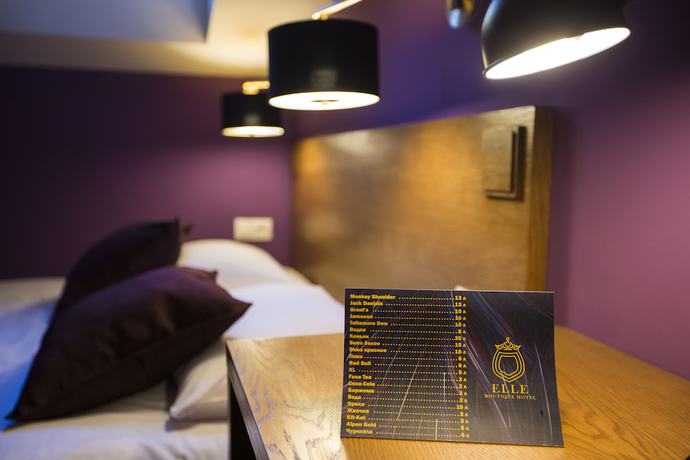 Imagen de la habitación del Hotel Elle Boutique. Foto 15