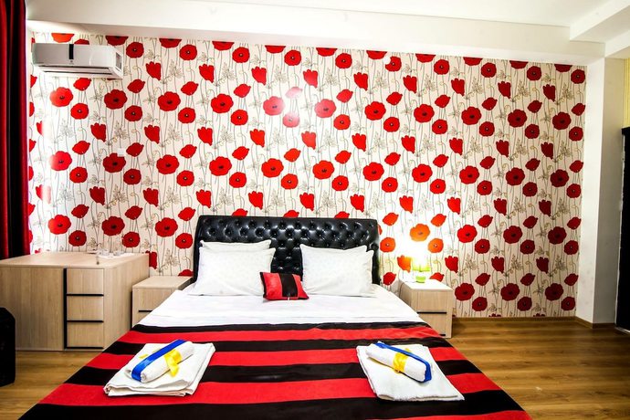 Imagen de la habitación del Hotel Ellegance. Foto 3