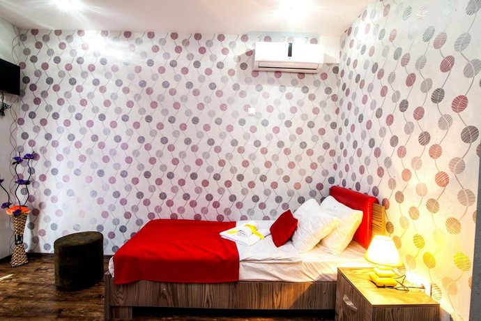 Imagen de la habitación del Hotel Ellegance. Foto 4
