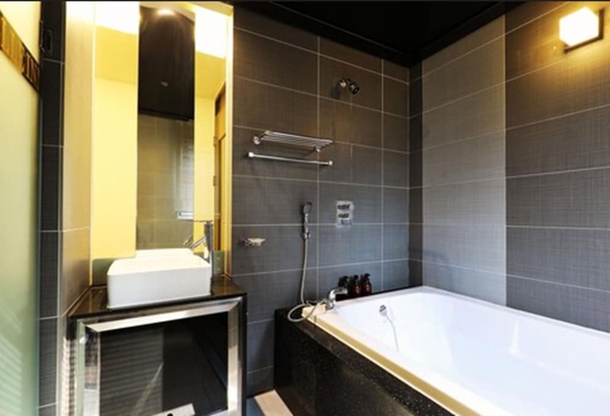 Imagen de la habitación del Hotel Elleinn. Foto 13