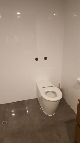 Imagen de la habitación del Hotel Ellen. Foto 28