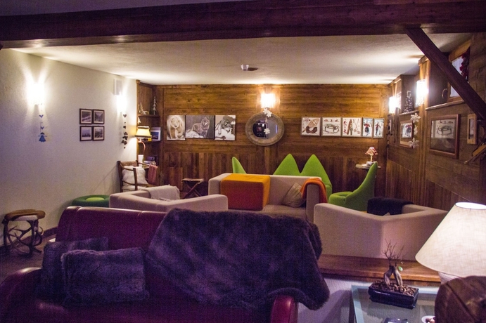 Imagen del bar/restaurante del Hotel Ellex Eco. Foto 2
