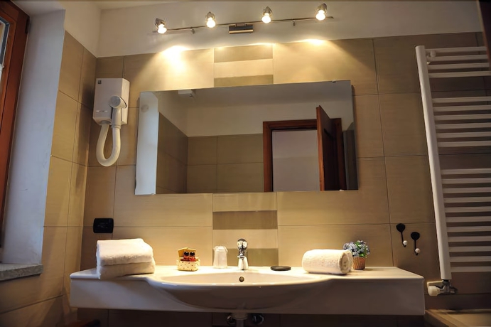 Imagen de la habitación del Hotel Ellex Eco. Foto 10