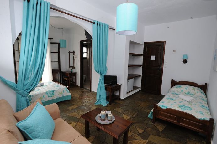 Imagen de la habitación del Hotel Elli. Foto 9