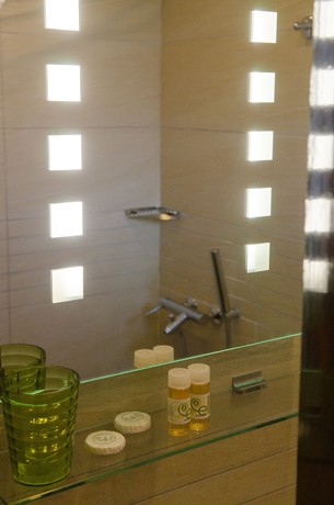 Imagen de la habitación del Hotel Elli. Foto 15
