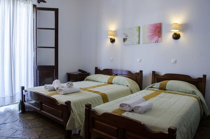 Imagen de la habitación del Hotel Elli. Foto 18