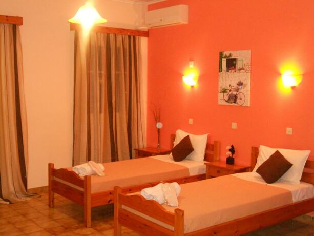 Imagen general del Hotel Elli Marina Studios and Apartments. Foto 6