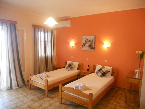 Imagen general del Hotel Elli Marina Studios and Apartments. Foto 8