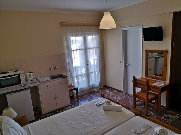 Imagen general del Hotel Elli Marina Studios and Apartments. Foto 10