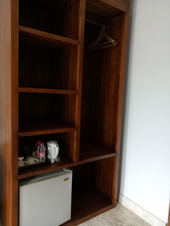 Imagen de la habitación del Hotel Ellie's. Foto 10