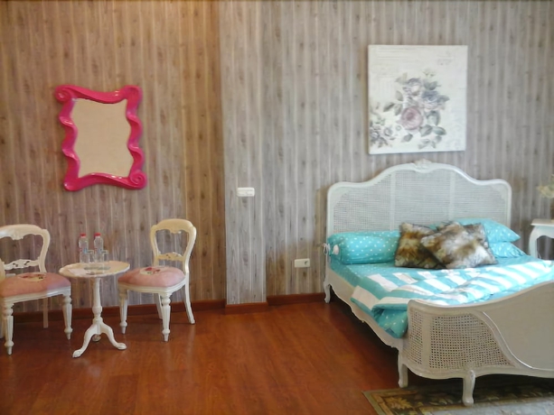 Imagen de la habitación del Hotel Elliottii Residence Duta Niaga. Foto 8