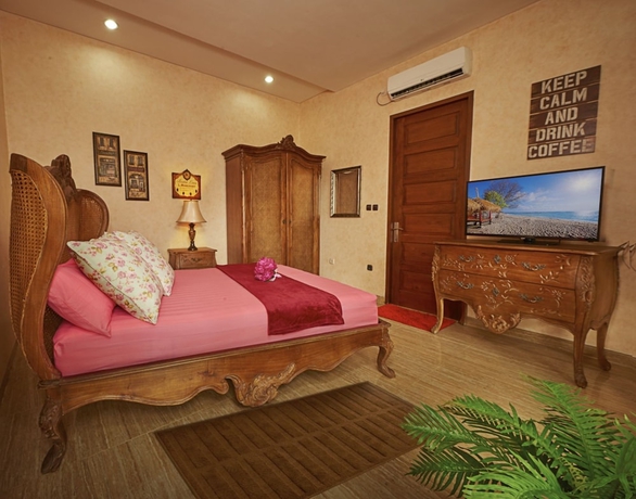 Imagen general del Hotel Elliottii Residence Pondok Hijau. Foto 1