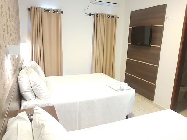 Imagen de la habitación del Hotel Ellus. Foto 2