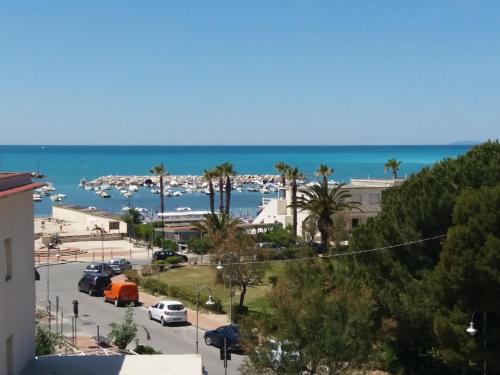 Imagen general del Hotel Ellymar. Foto 5