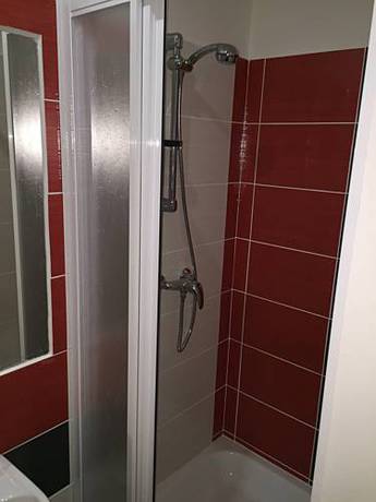 Imagen de la habitación del Hotel Elma. Foto 5
