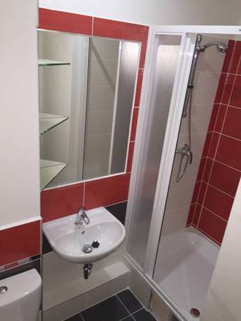 Imagen de la habitación del Hotel Elma. Foto 6