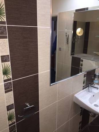 Imagen de la habitación del Hotel Elma. Foto 8