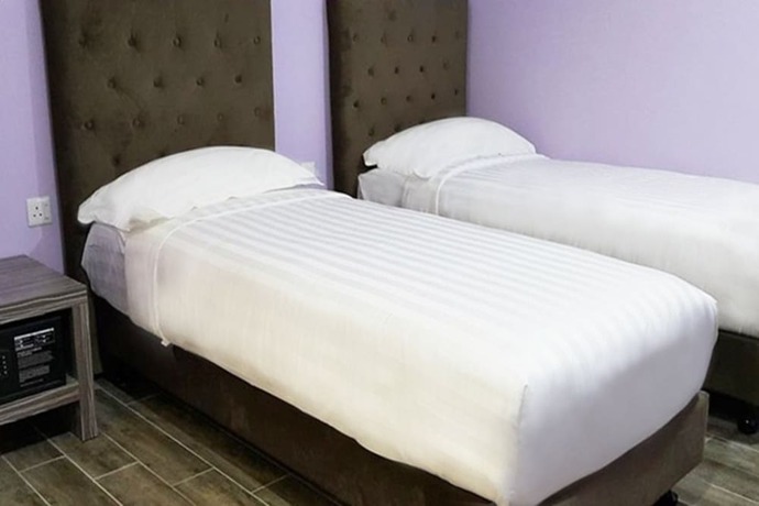 Imagen de la habitación del Hotel Elmark. Foto 4