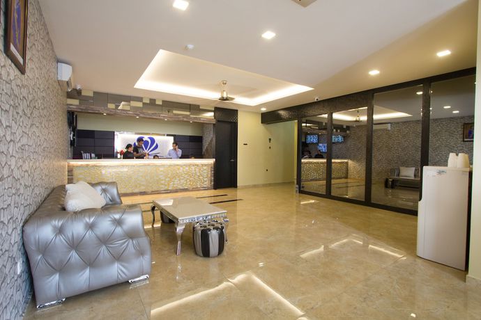 Imagen de los interiores del Hotel Elmark. Foto 18