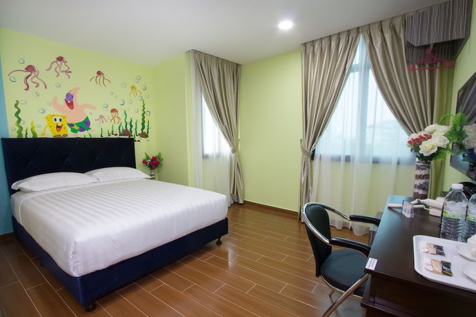Imagen de la habitación del Hotel Elmark. Foto 13