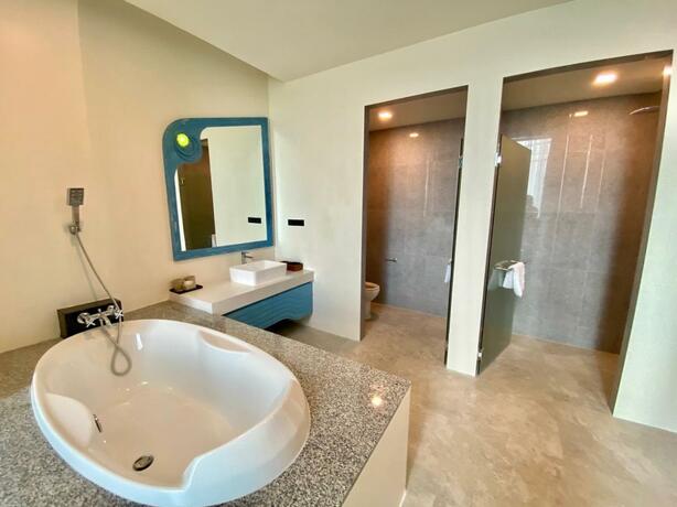 Imagen general del Hotel Elmas Cha Am Design. Foto 31