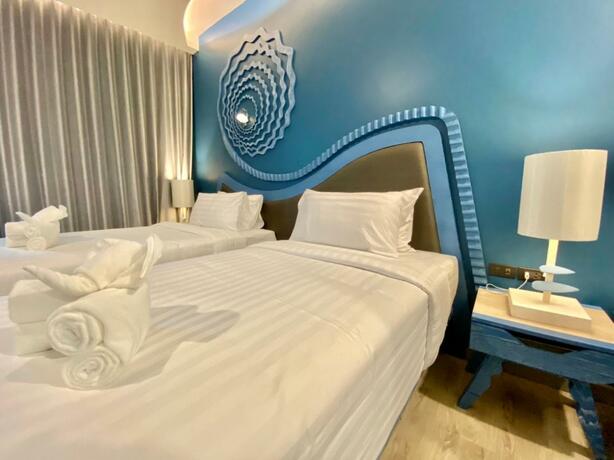 Imagen general del Hotel Elmas Cha Am Design. Foto 38