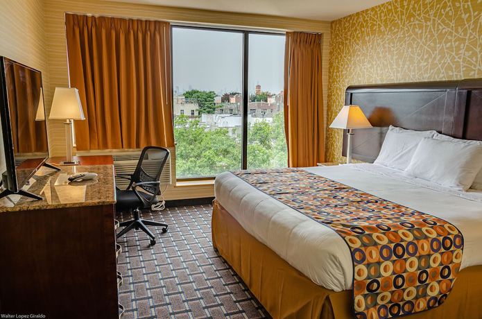 Imagen de la habitación del Hotel Elmhurst, Nueva York. Foto 10