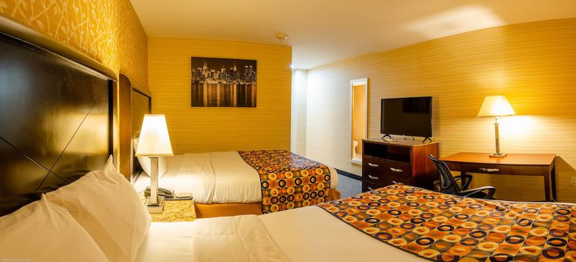 Imagen de la habitación del Hotel Elmhurst, Nueva York. Foto 12