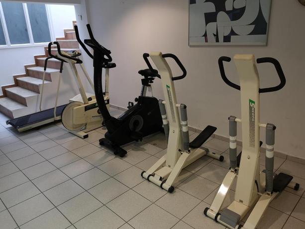 Imagen de los interiores del Hotel Elmi Suites Beach. Foto 4