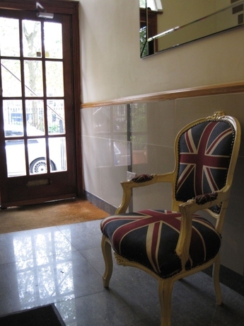 Imagen de los interiores del Hotel Elmwood, Londres. Foto 17