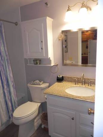 Imagen de la habitación del Hotel Elmwood Resort. Foto 12
