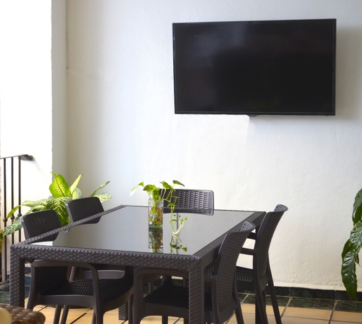 Imagen de los interiores del Hotel Eloisa - Near Playa De Los Muertos. Foto 15