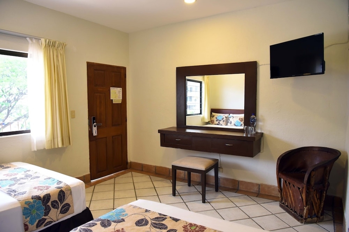 Imagen de la habitación del Hotel Eloisa - Near Playa De Los Muertos. Foto 10