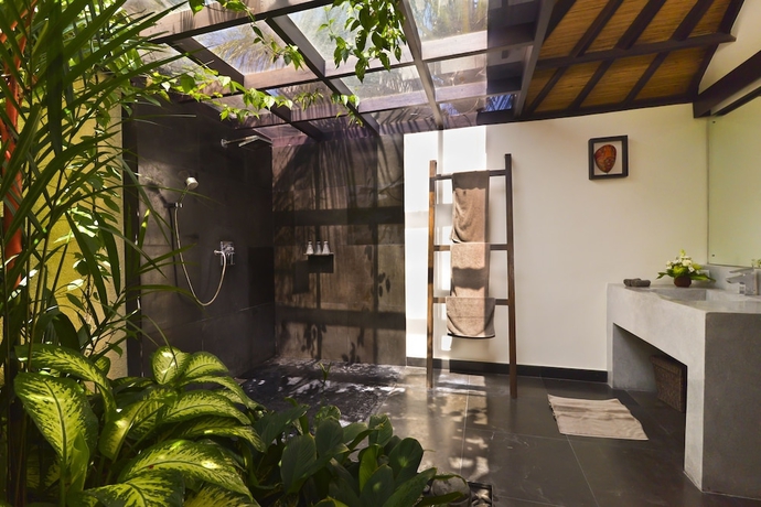 Imagen de la habitación del Hotel Elok Villas. Foto 11