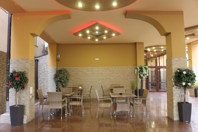 Imagen general del Hotel Elona. Foto 1