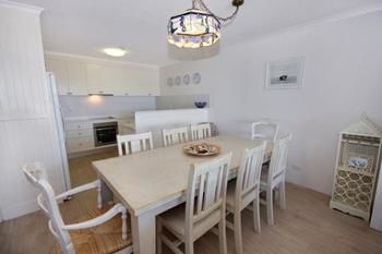 Imagen de la habitación del Hotel Elouera Tower Beachfront Apartments. Foto 10