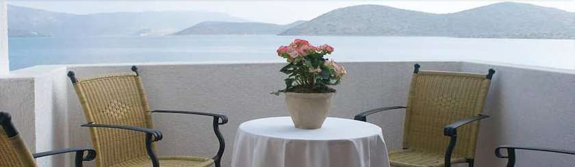 Imagen de los exteriores del Hotel Elounda Alikes Suites and Studios. Foto 8
