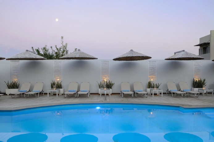 Imagen de los exteriores del Hotel Elounda Garden Suites. Foto 7