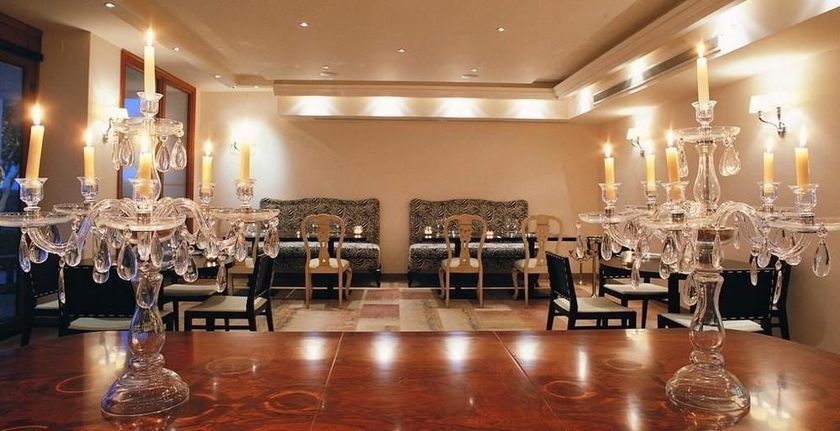 Imagen del bar/restaurante del Hotel Elounda Gulf Villas By Sandglass. Foto 3
