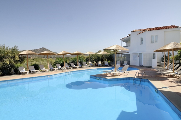 Imagen de la piscina del Hotel Elounda Krini. Foto 13