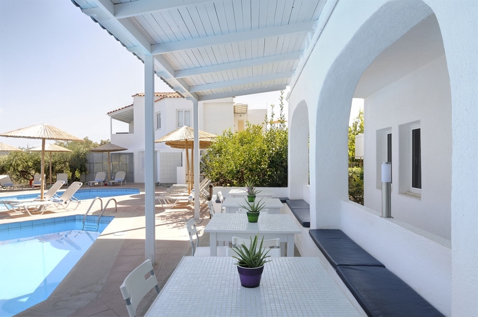 Imagen de los exteriores del Hotel Elounda Krini. Foto 10