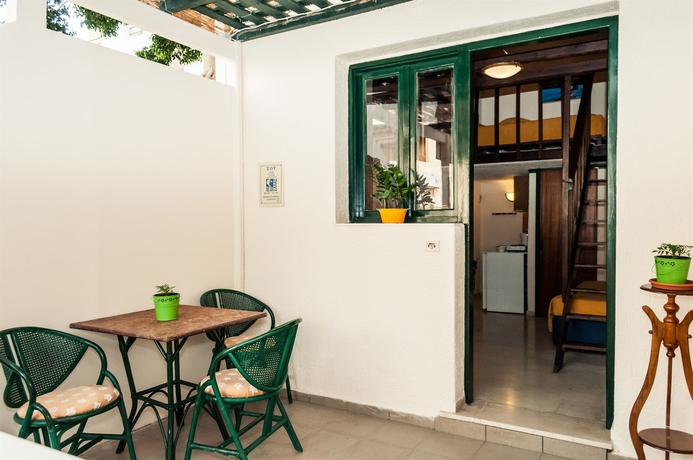 Imagen de la habitación del Hotel Elounda Olive Garden Studios. Foto 5