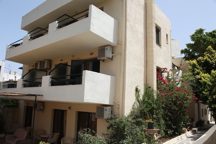Imagen de los exteriores del Hotel Elounda Olive Garden Studios. Foto 12