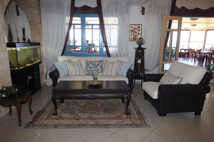 Imagen de los interiores del Hotel Elounda Water Park Residence. Foto 10